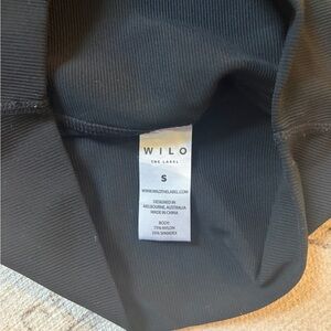 WILO Black Ribbed Top